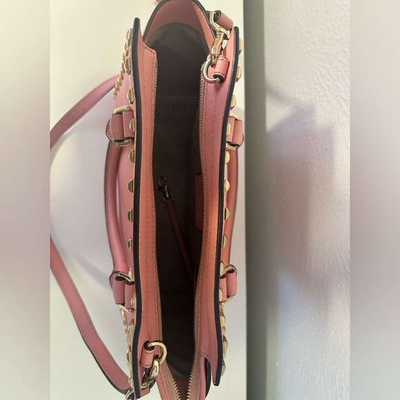 Michael Kors pink purse - Picture 2 of 6